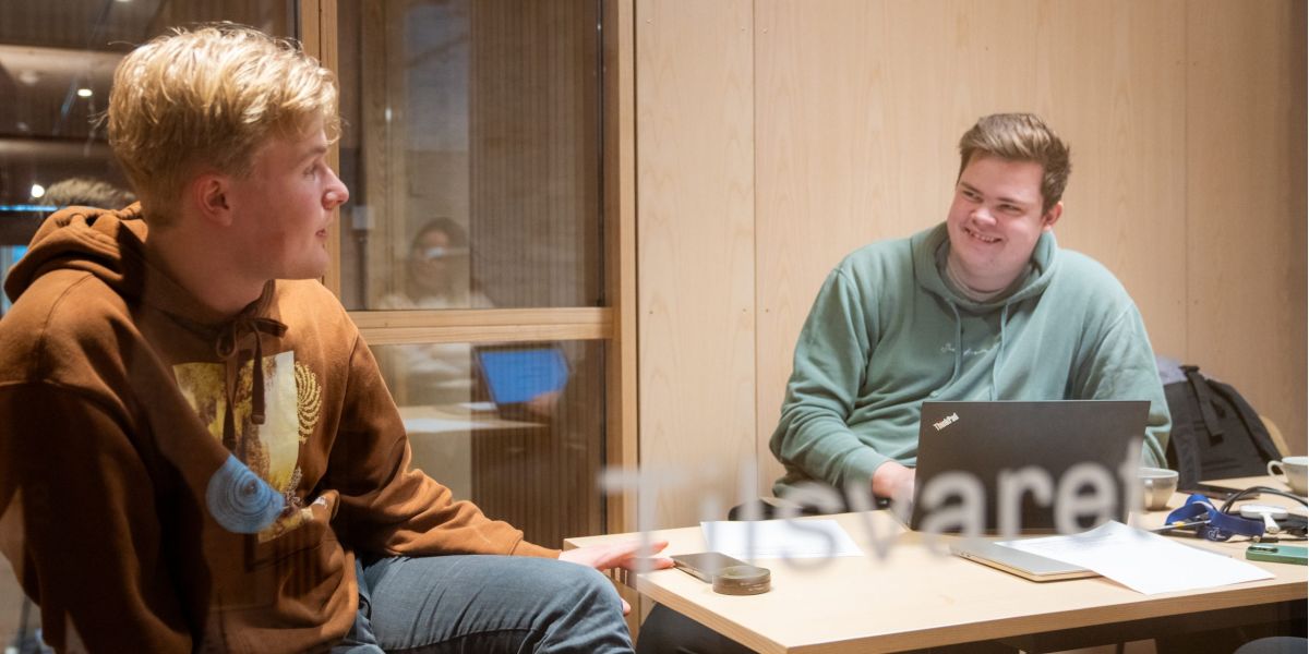 Du trenger ikke danse på Tiktok for å nå de unge – hvordan favne bredere med god journalistikk